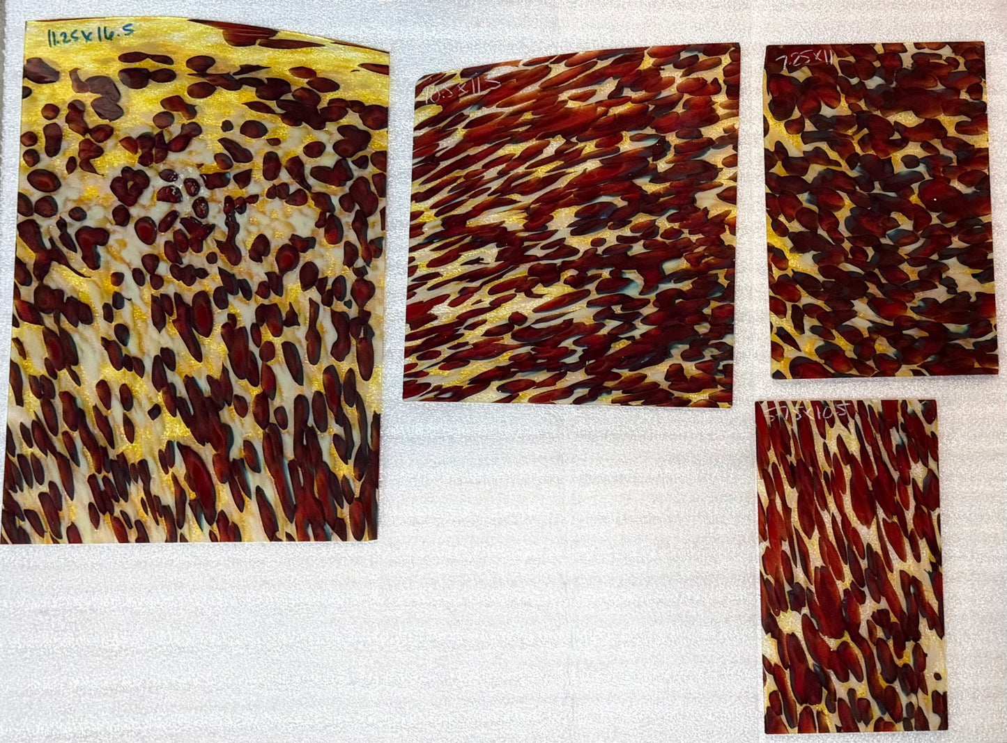 S1 335 Leopard print