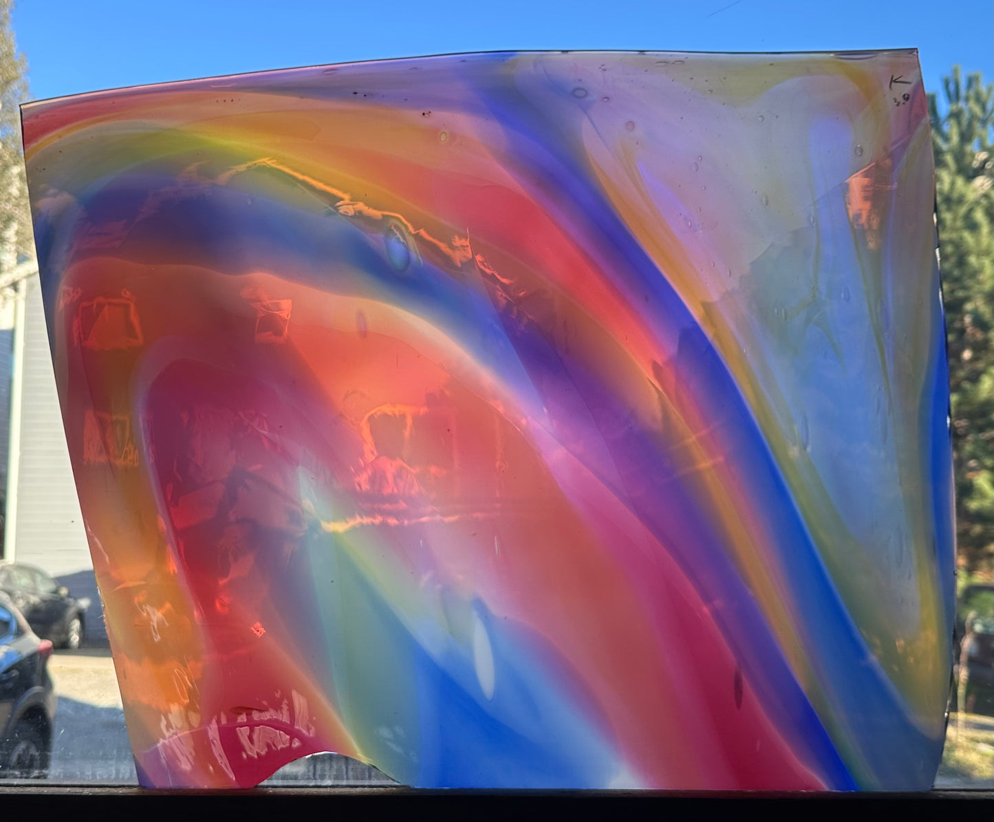 P2 Sp 48/253 pink/blue/yellow Opal swirl