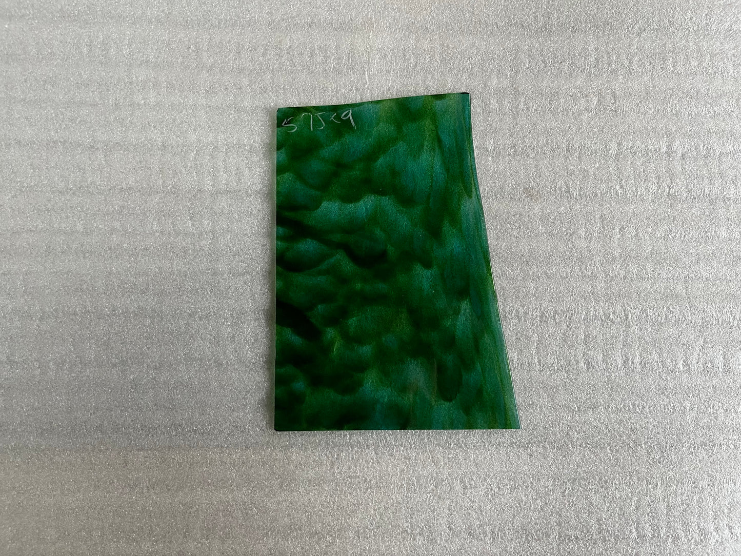 AV S1 390 Aventurine Green and Lagoon