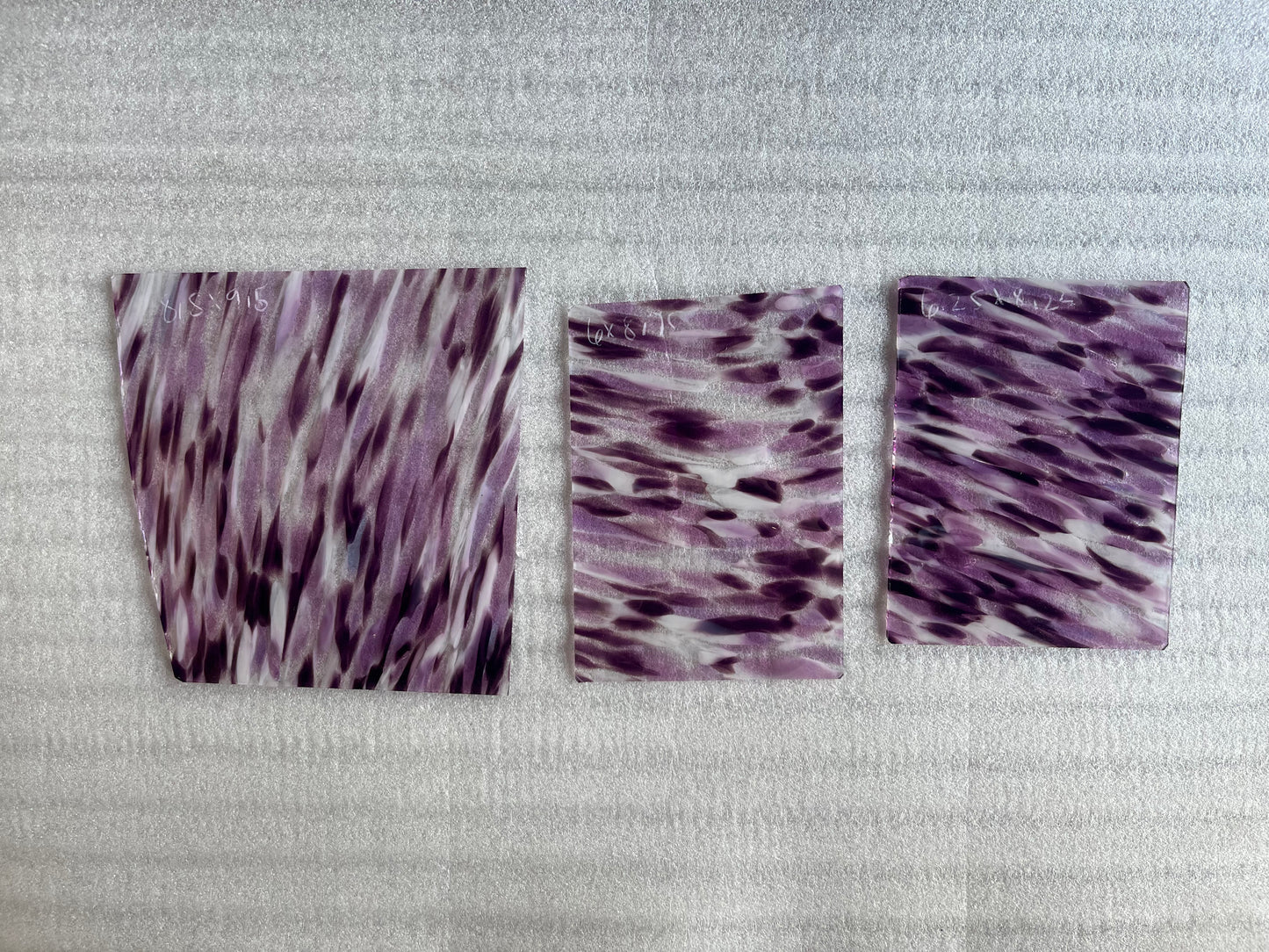 P2 325 SF Dark and light purple with white