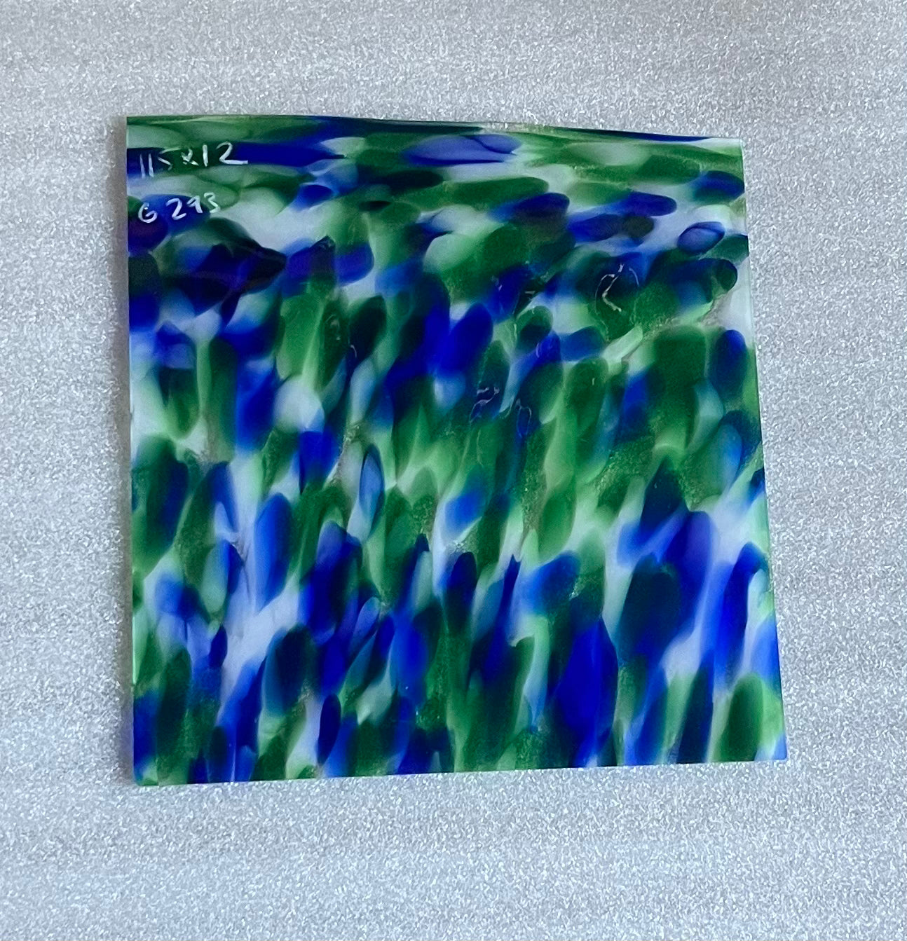 G 293 Green, Blue and White
