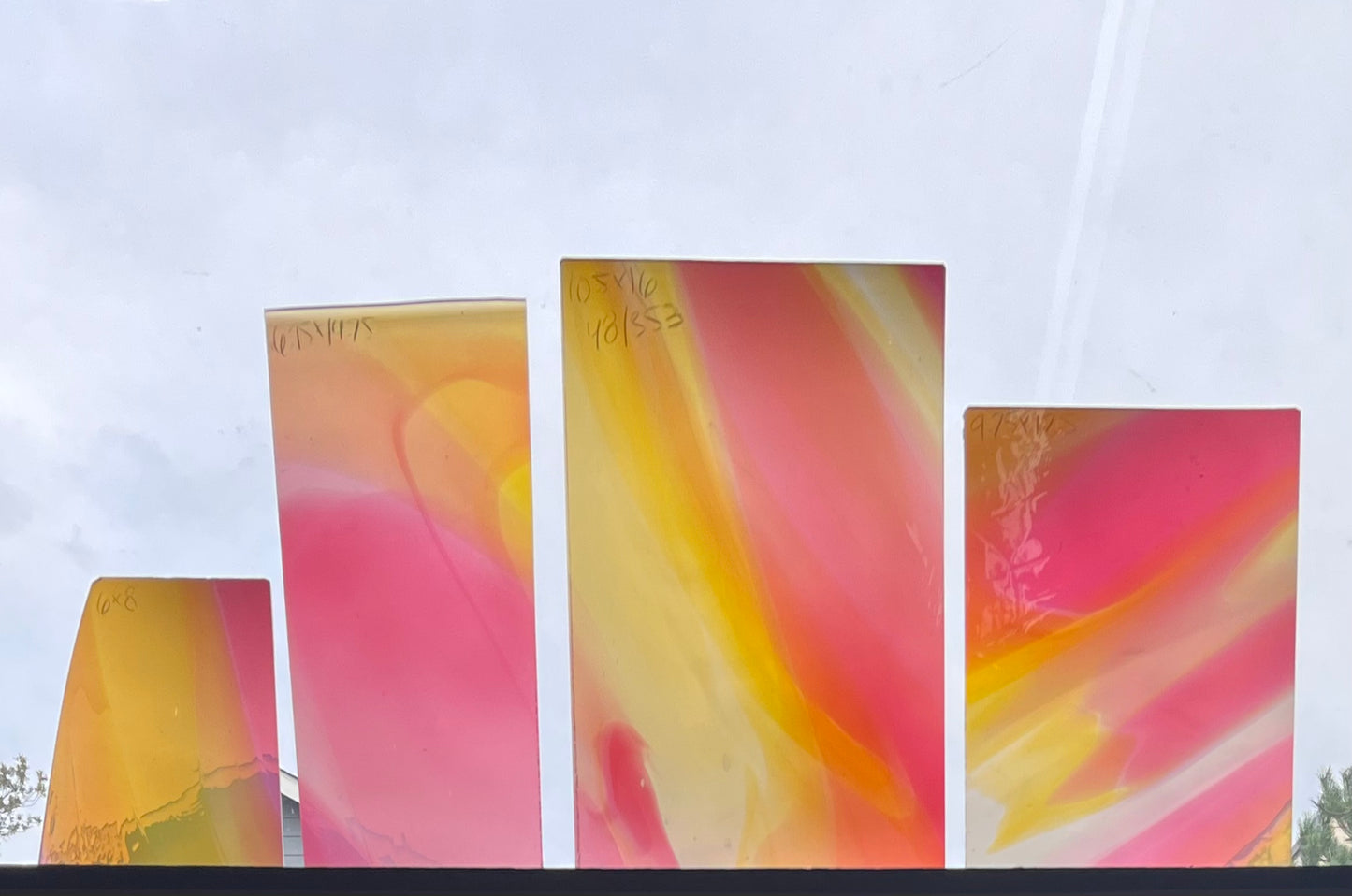 P2 Sp 48/353 Pink and Yellow on Light Opal Swirl