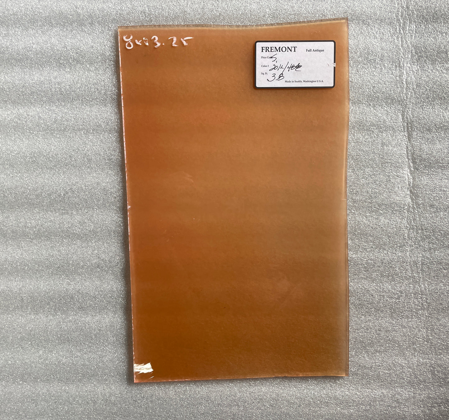 S1 48/201 Light Peach Opal