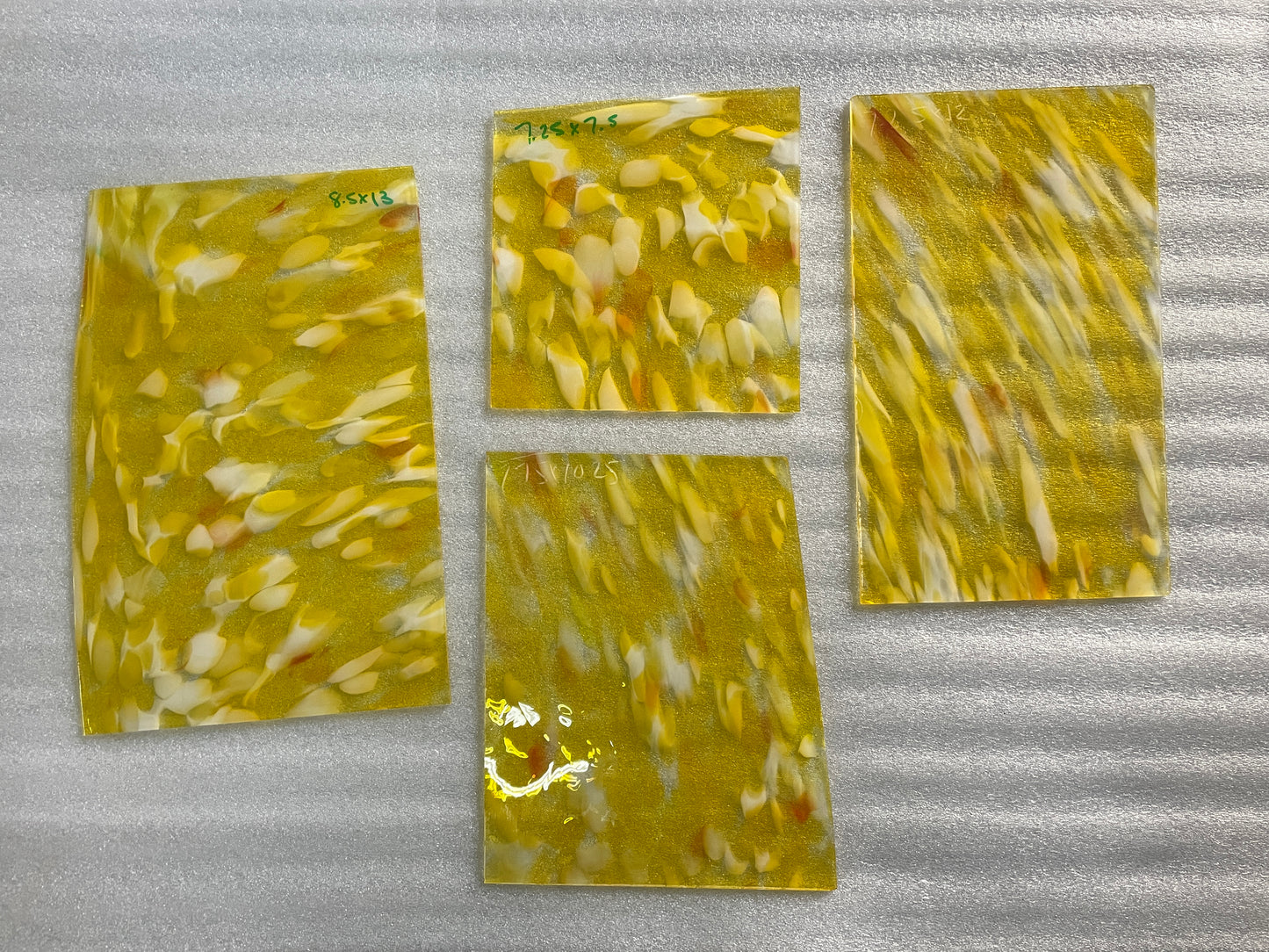 G 59 Yellow + White