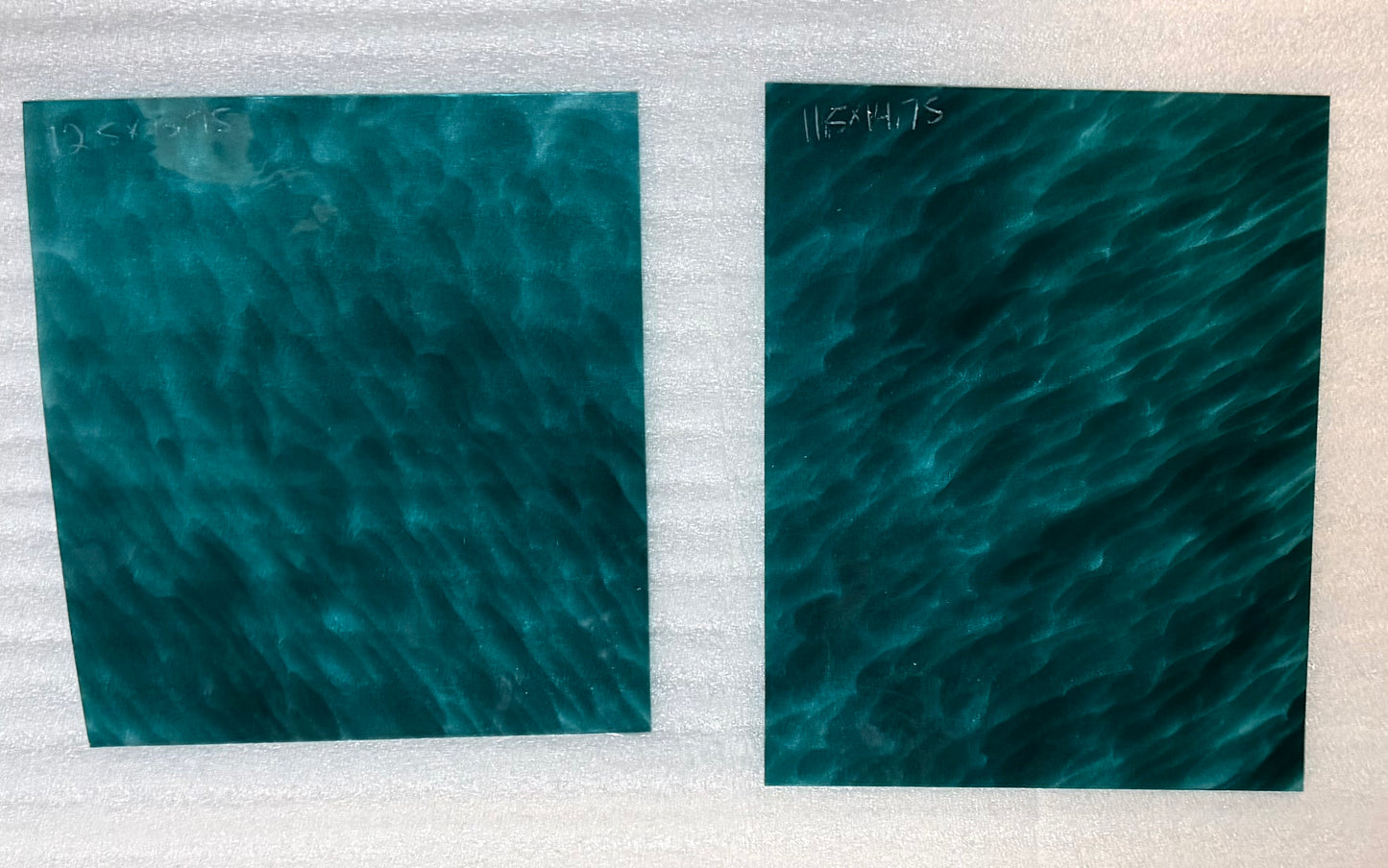 S1 319 Teal Transparent Puffs