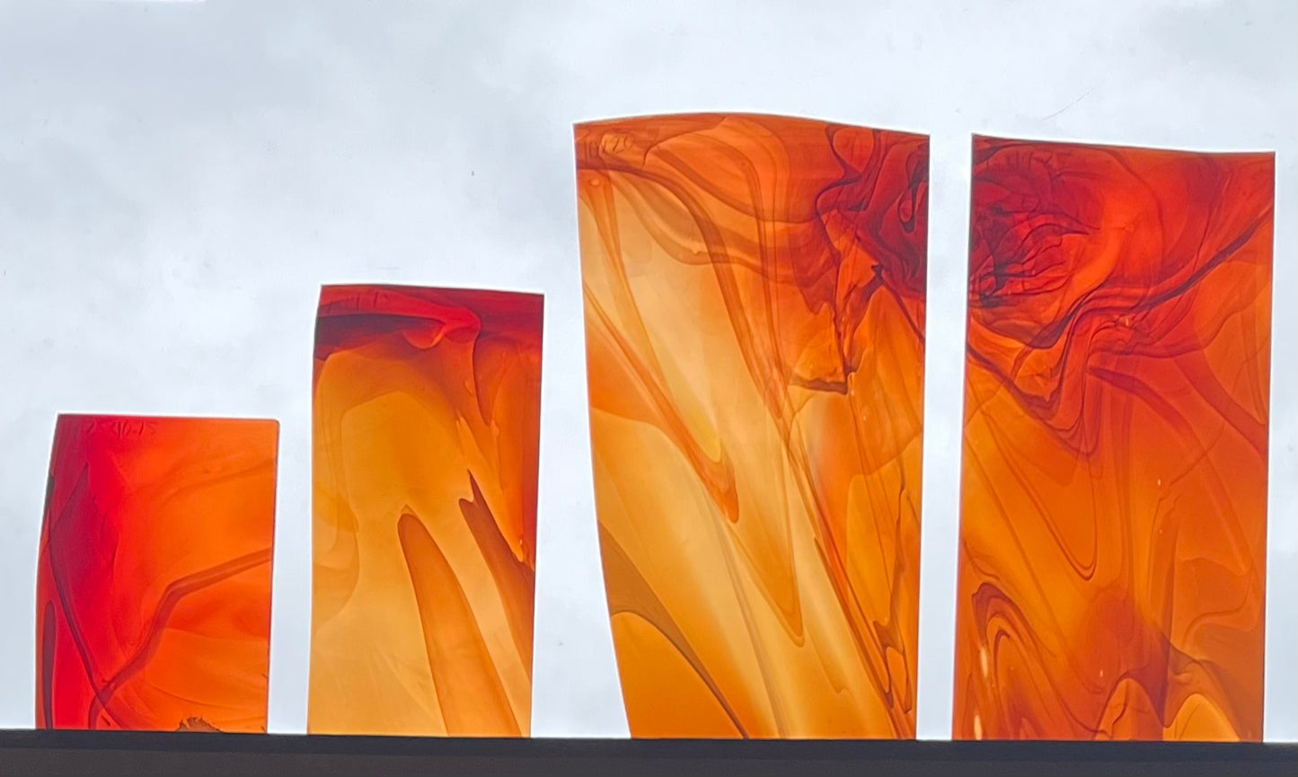 S3 286 Golden Amber Swirl on Peach