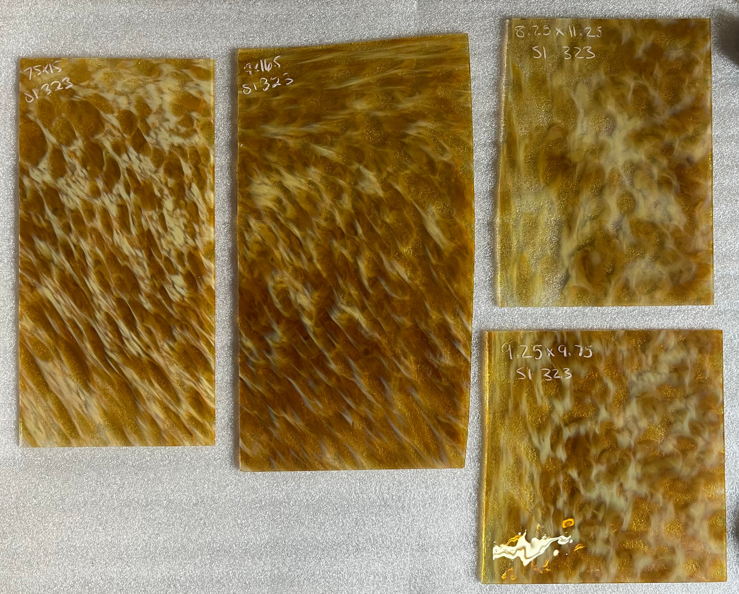 S1 323 Golden Yellow Puffs