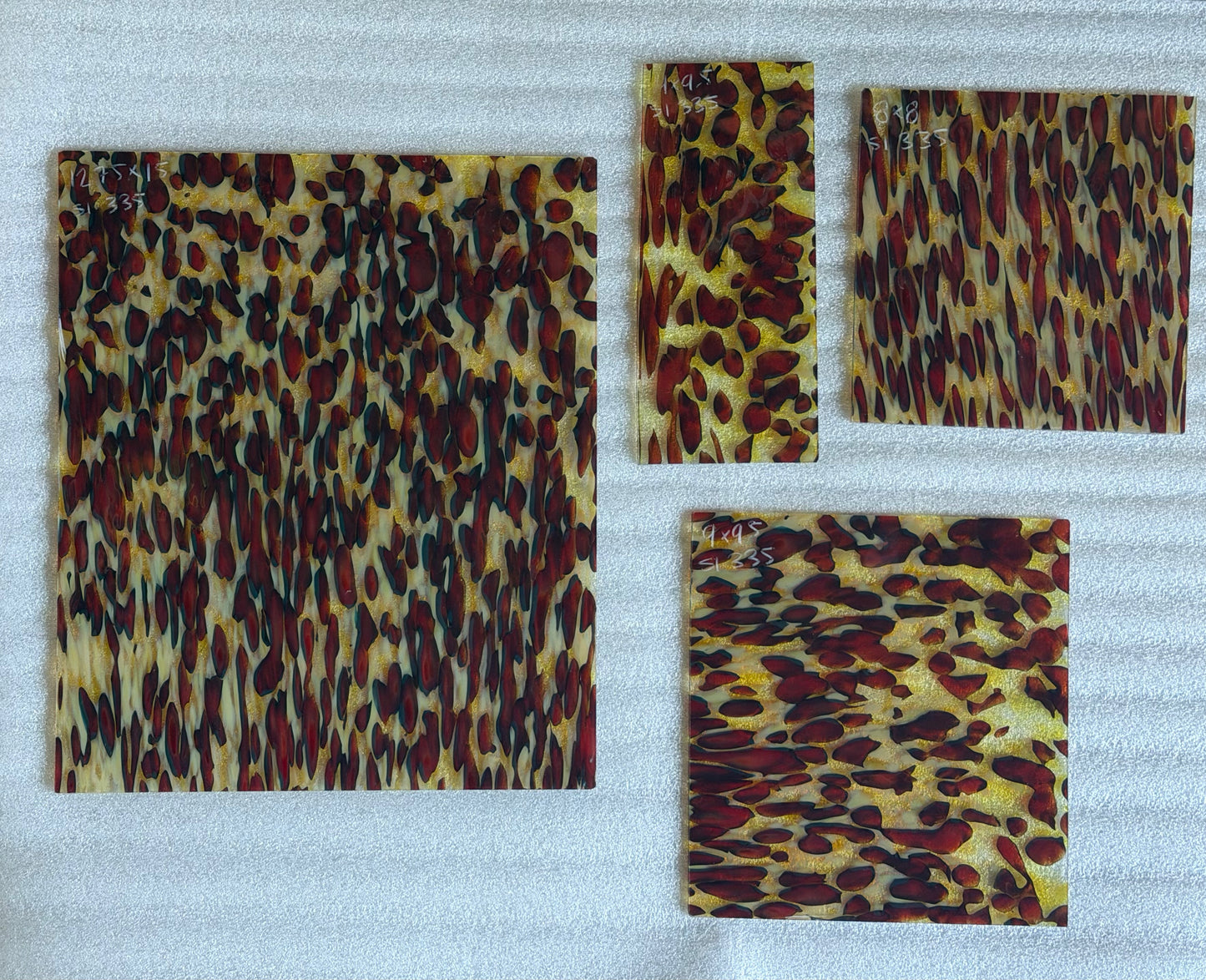 S1 335 Leopard print