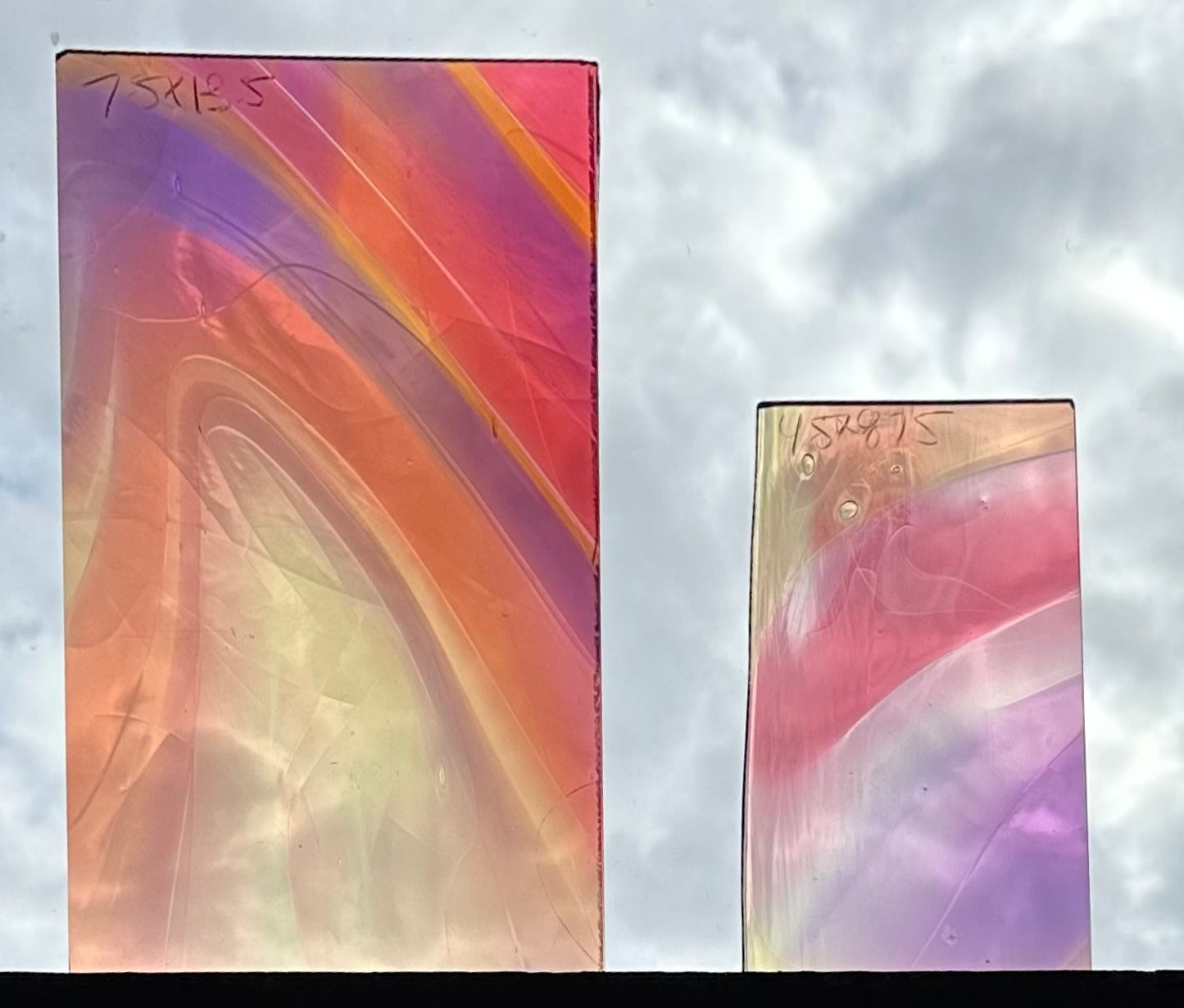 P2 453 Amber, Purple, Pink Swirl