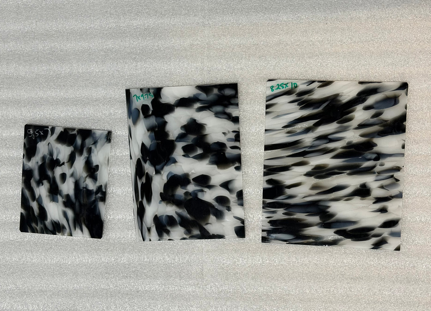 G 149 Black and White