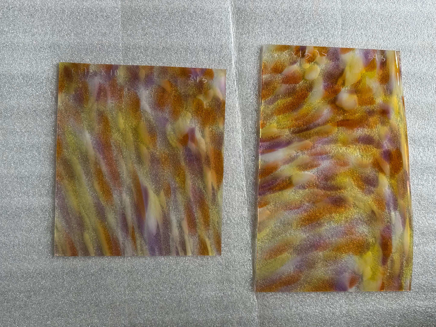 P1 343 Tangerine/yellow/lavender/white on transparent