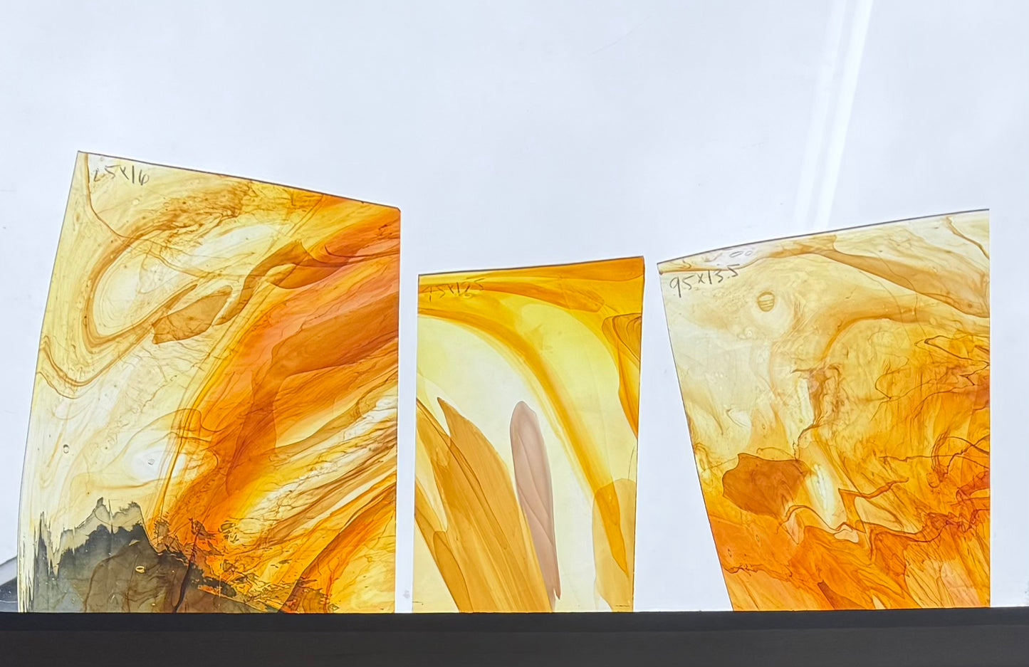 S2 276 Silver, Brown, Gold Streaky