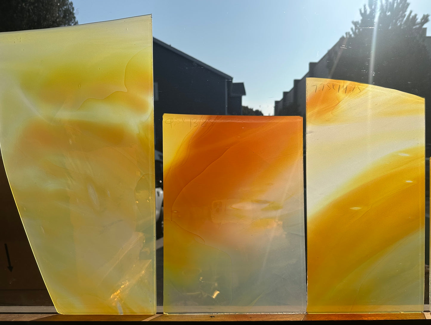 S3 48L/250 SW Light Opal Golden Swirl