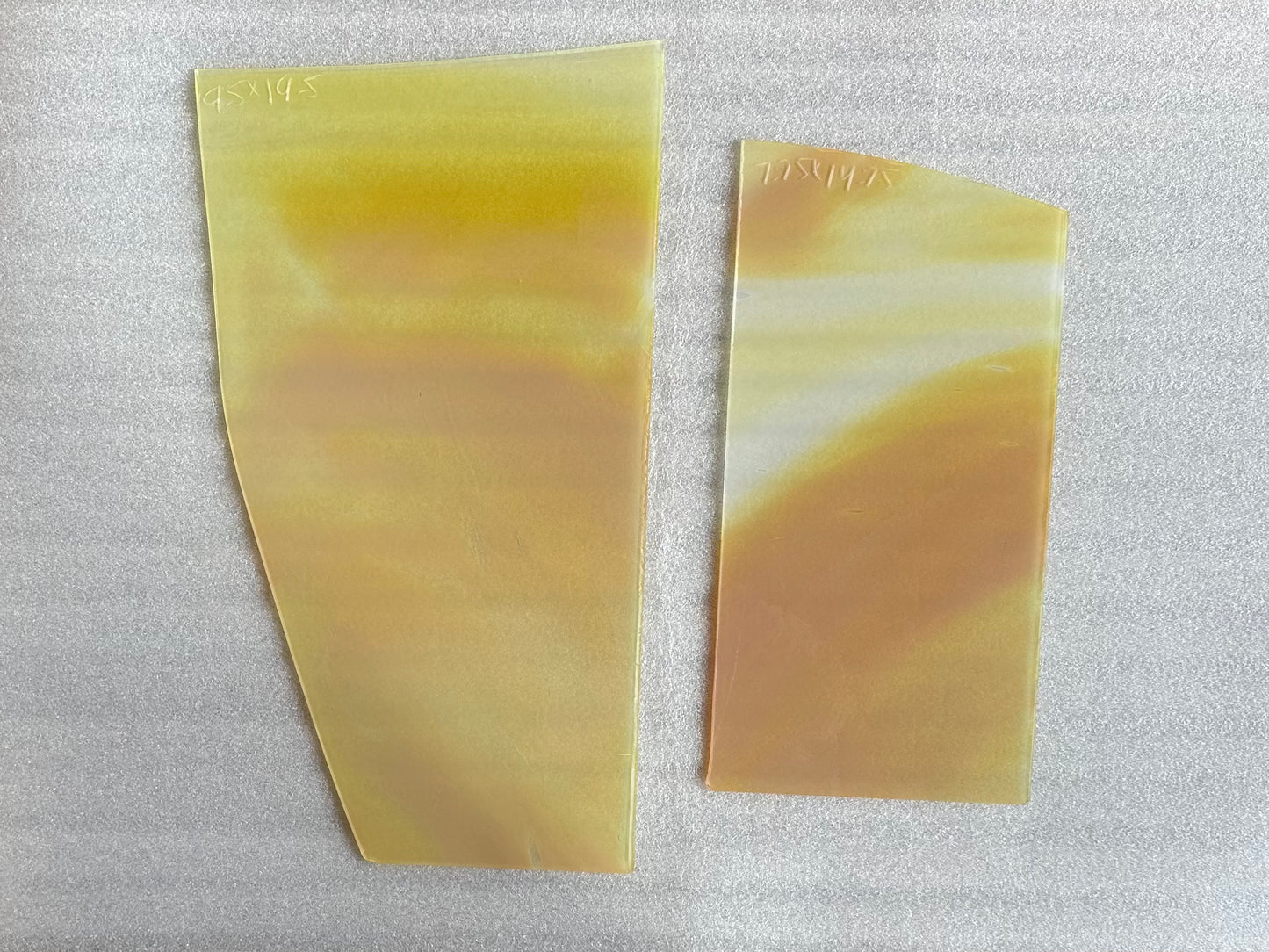 S3 48L/250 SW Light Opal Golden Swirl