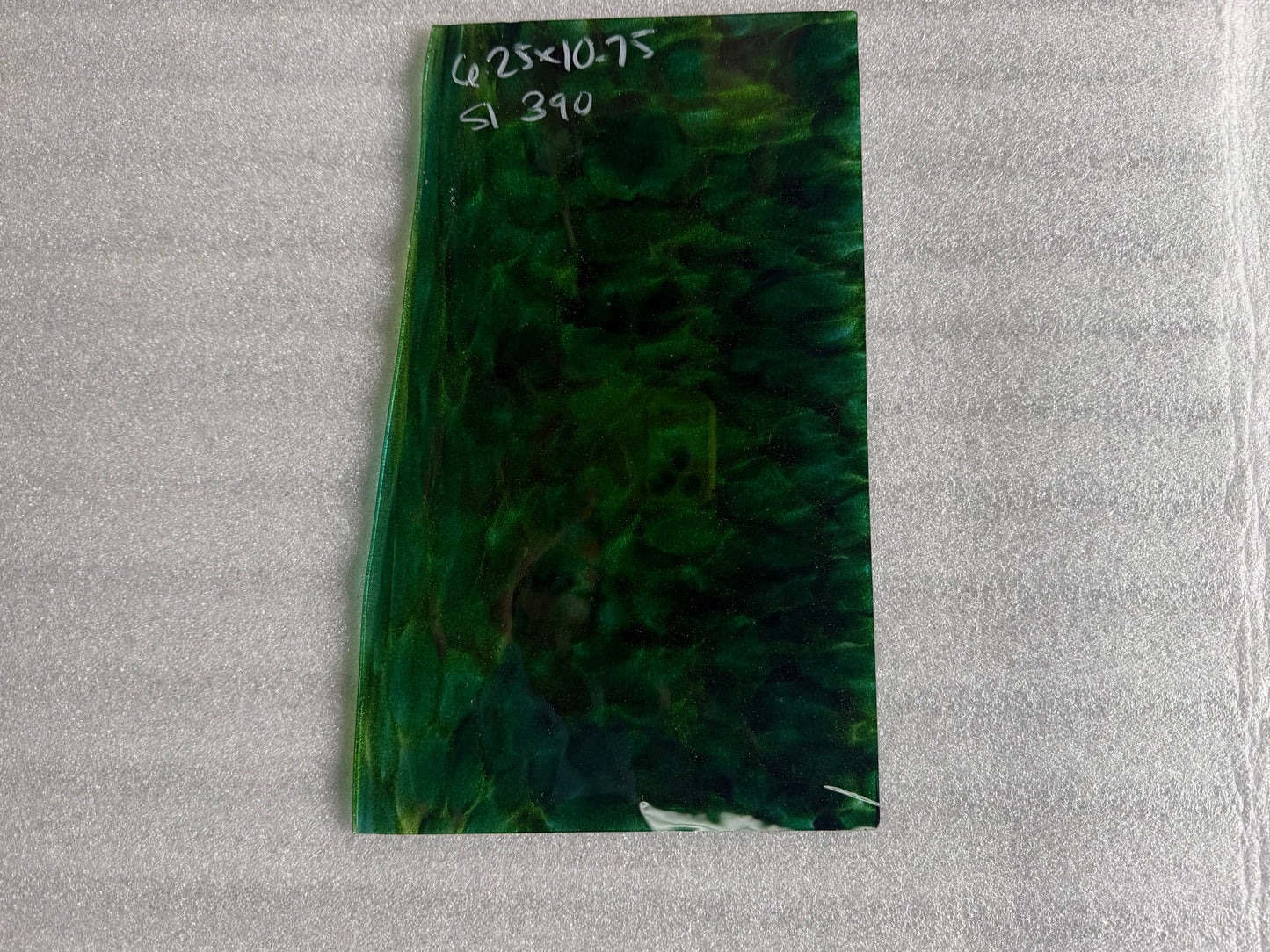 AV S1 390 Aventurine Green and Lagoon
