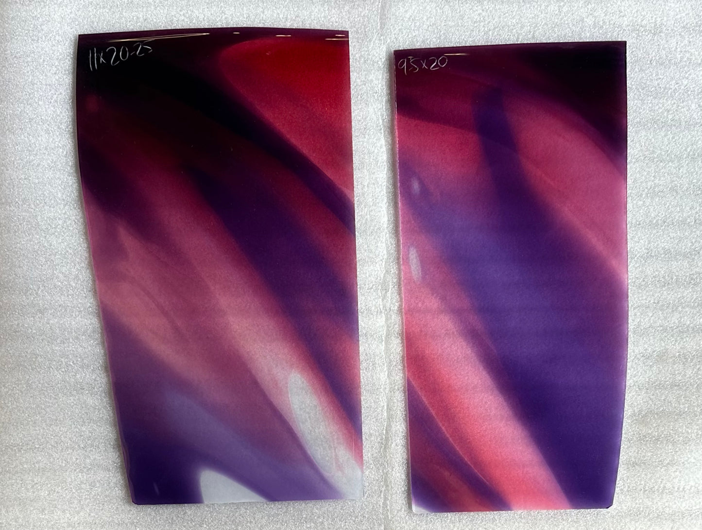 P2 SP 48/262 Pink and Purple Swirl on Opal