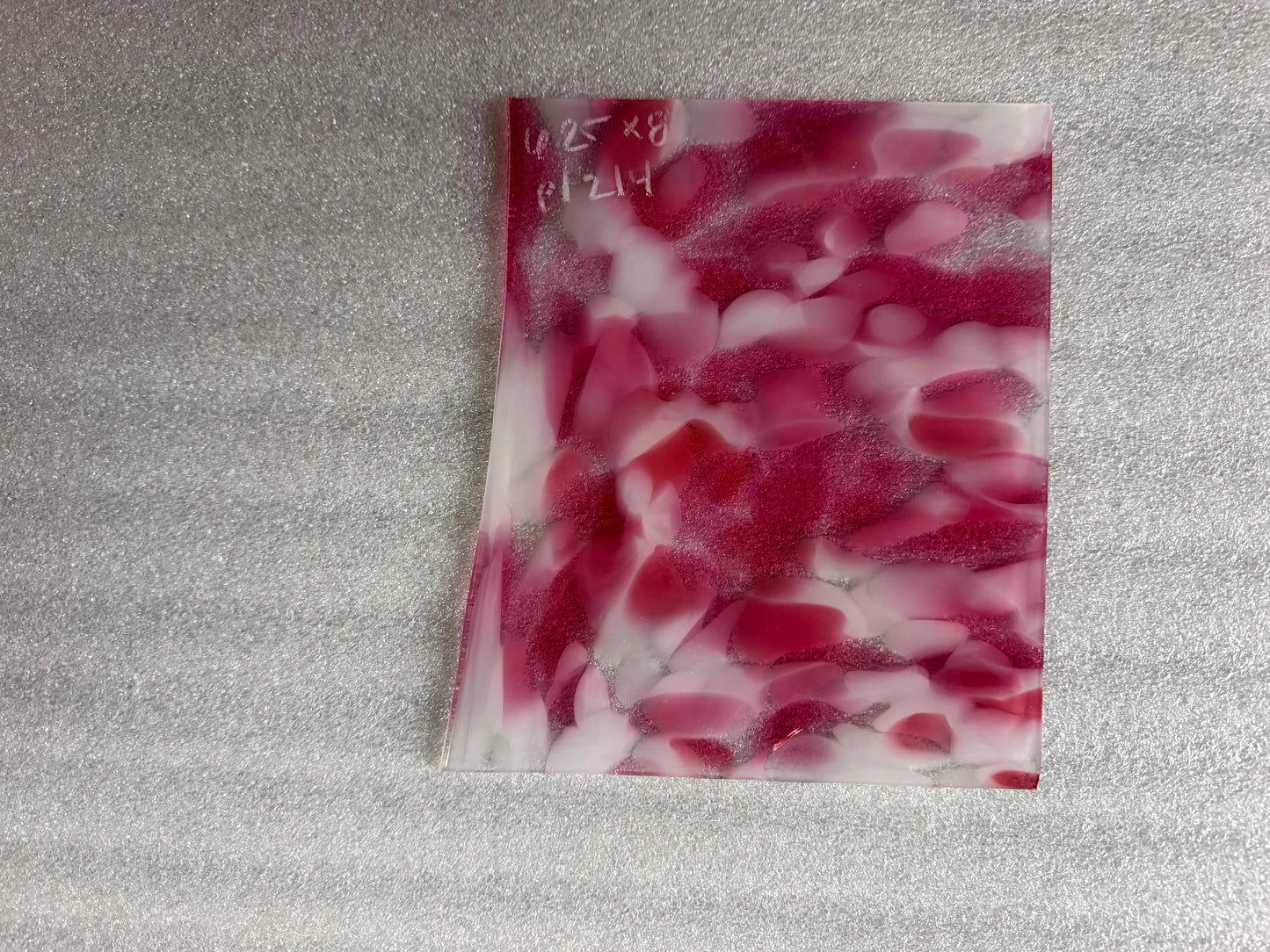 P1 214 Pink+White