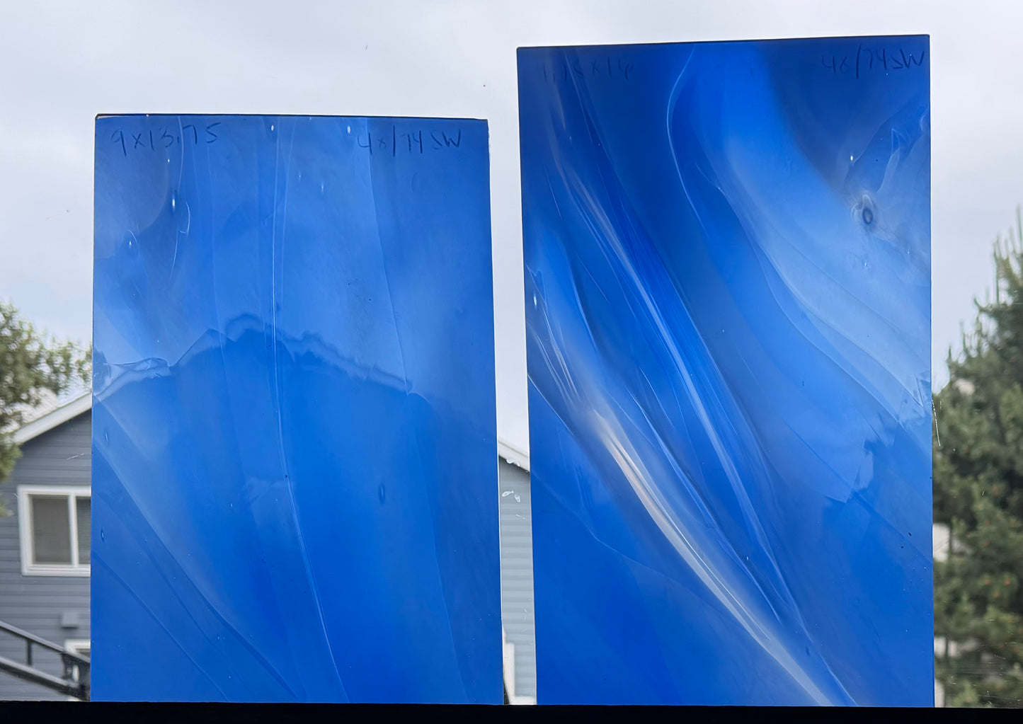 S2 48/74 SW Blue & White Swirl