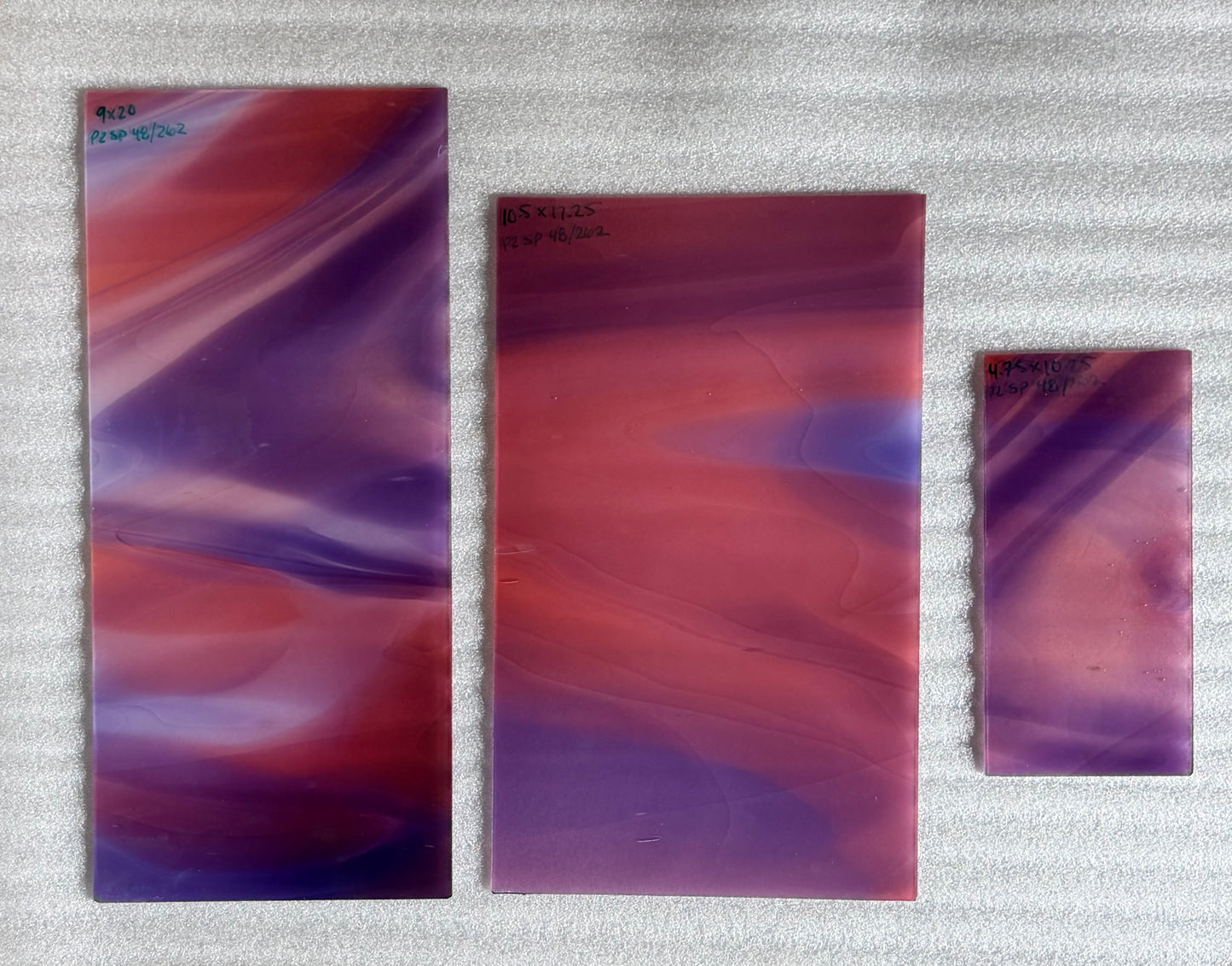 P2 SP 48/262 Pink and Purple Swirl on Opal
