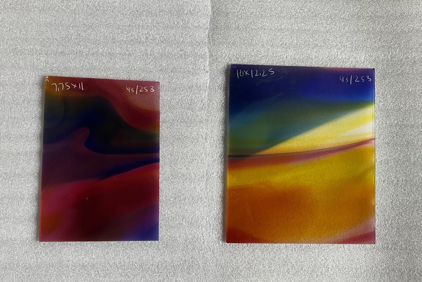 P2 Sp 48/253 pink/blue/yellow Opal swirl