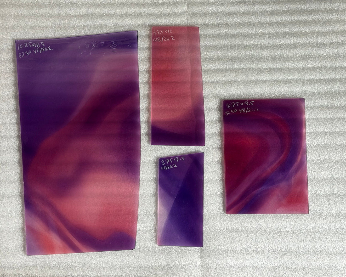 P2 SP 48/262 Pink and Purple Swirl on Opal