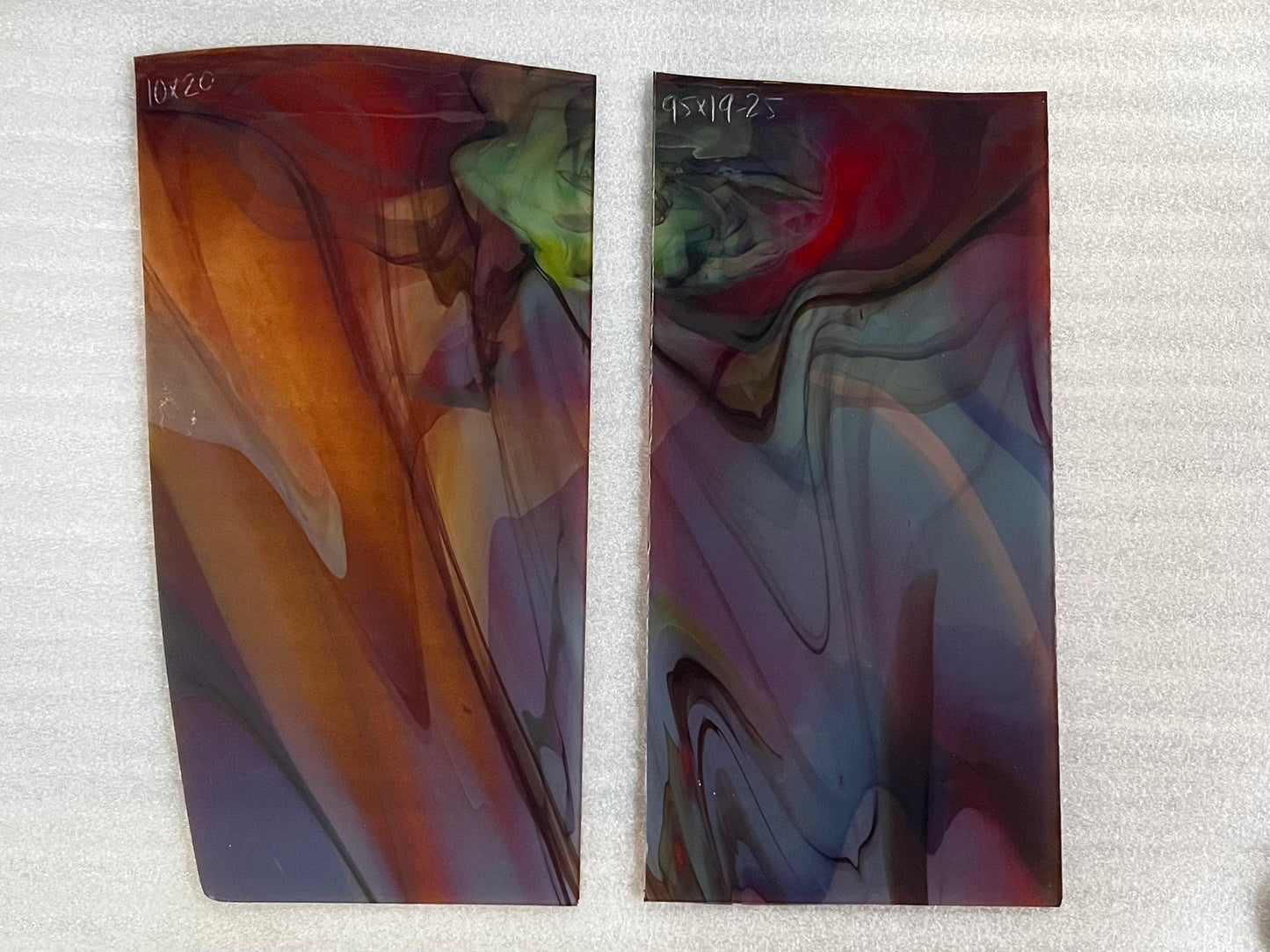 S3 286 Golden Amber Swirl on Peach