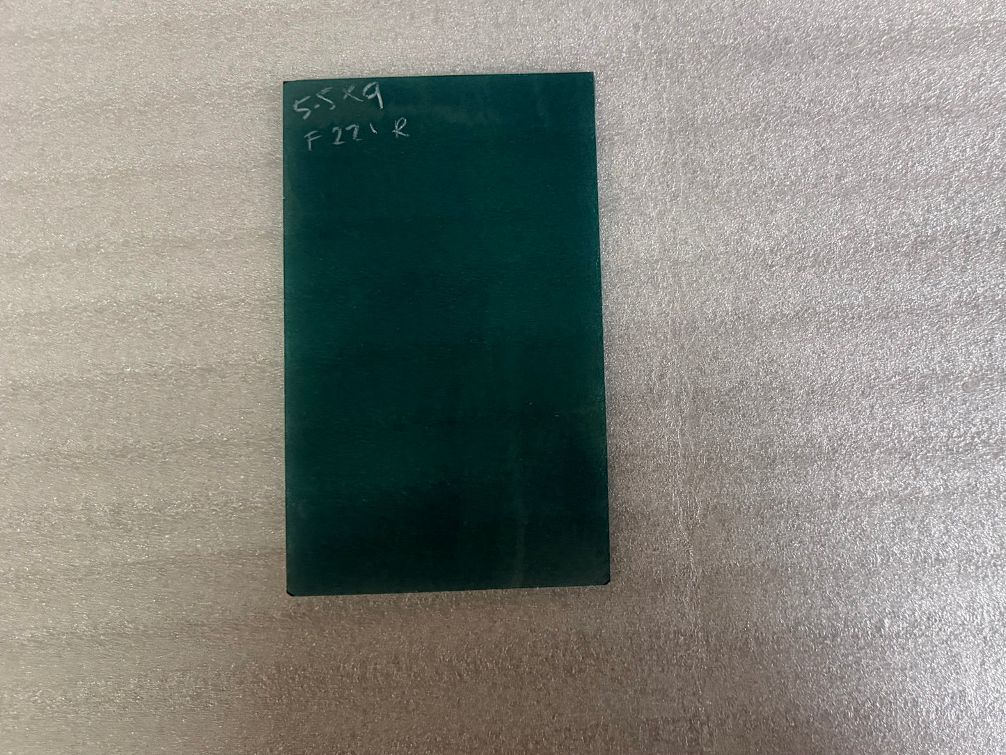 F 221 R