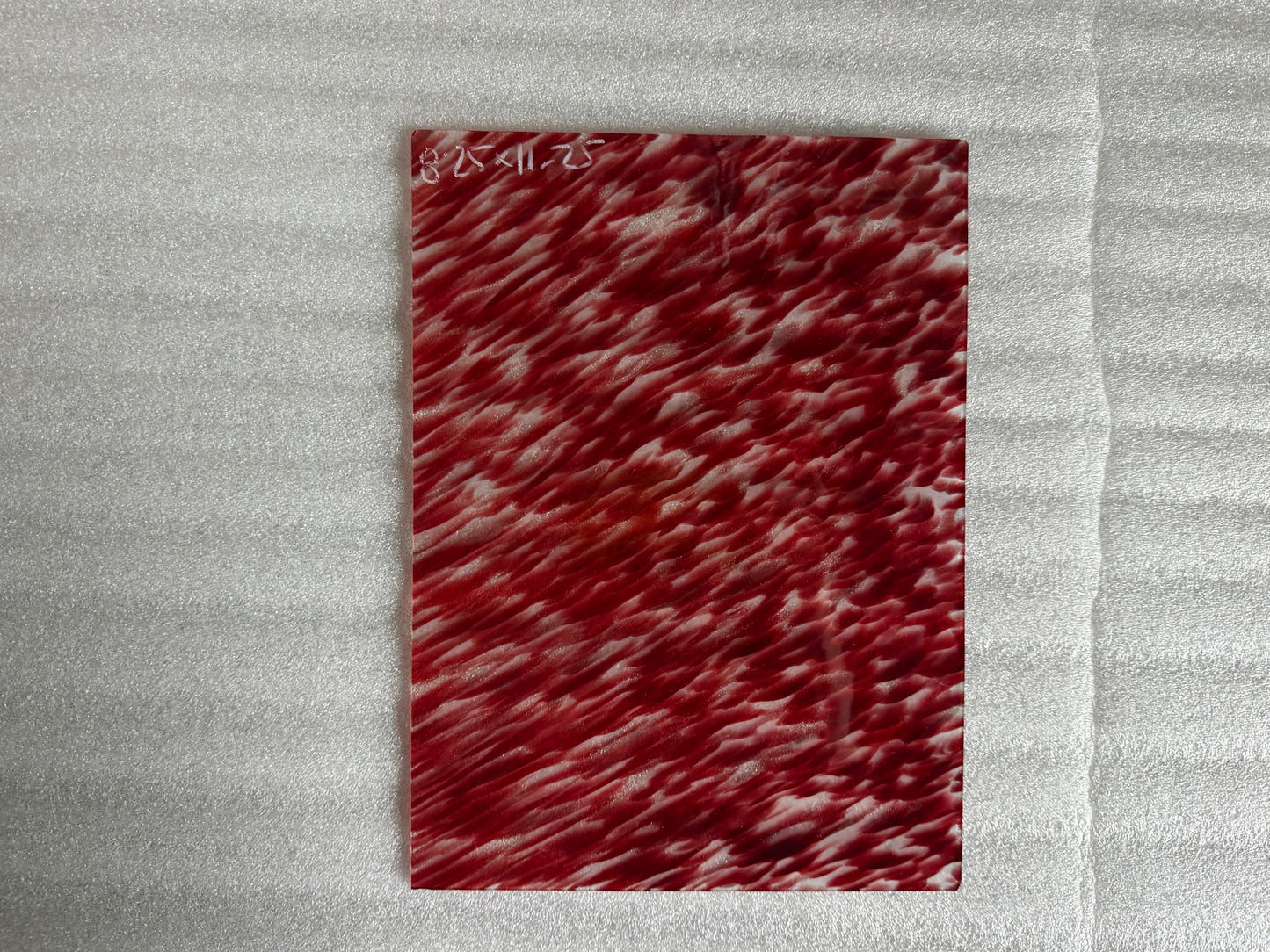 S1 Red and White Puffs