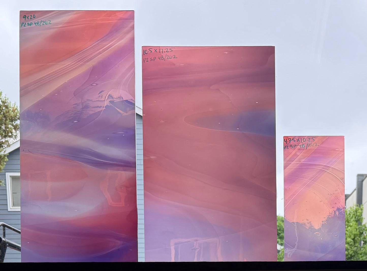 P2 SP 48/262 Pink and Purple Swirl on Opal