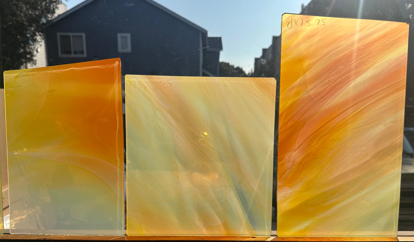 S3 48L/250 SW Light Opal Golden Swirl