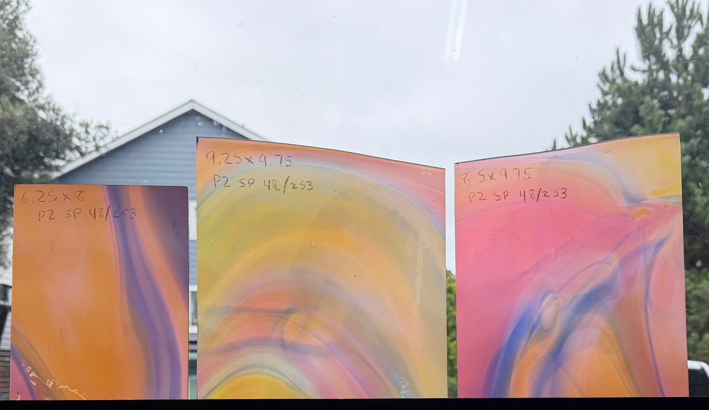 P2 Sp 48/253 pink/blue/yellow Opal swirl