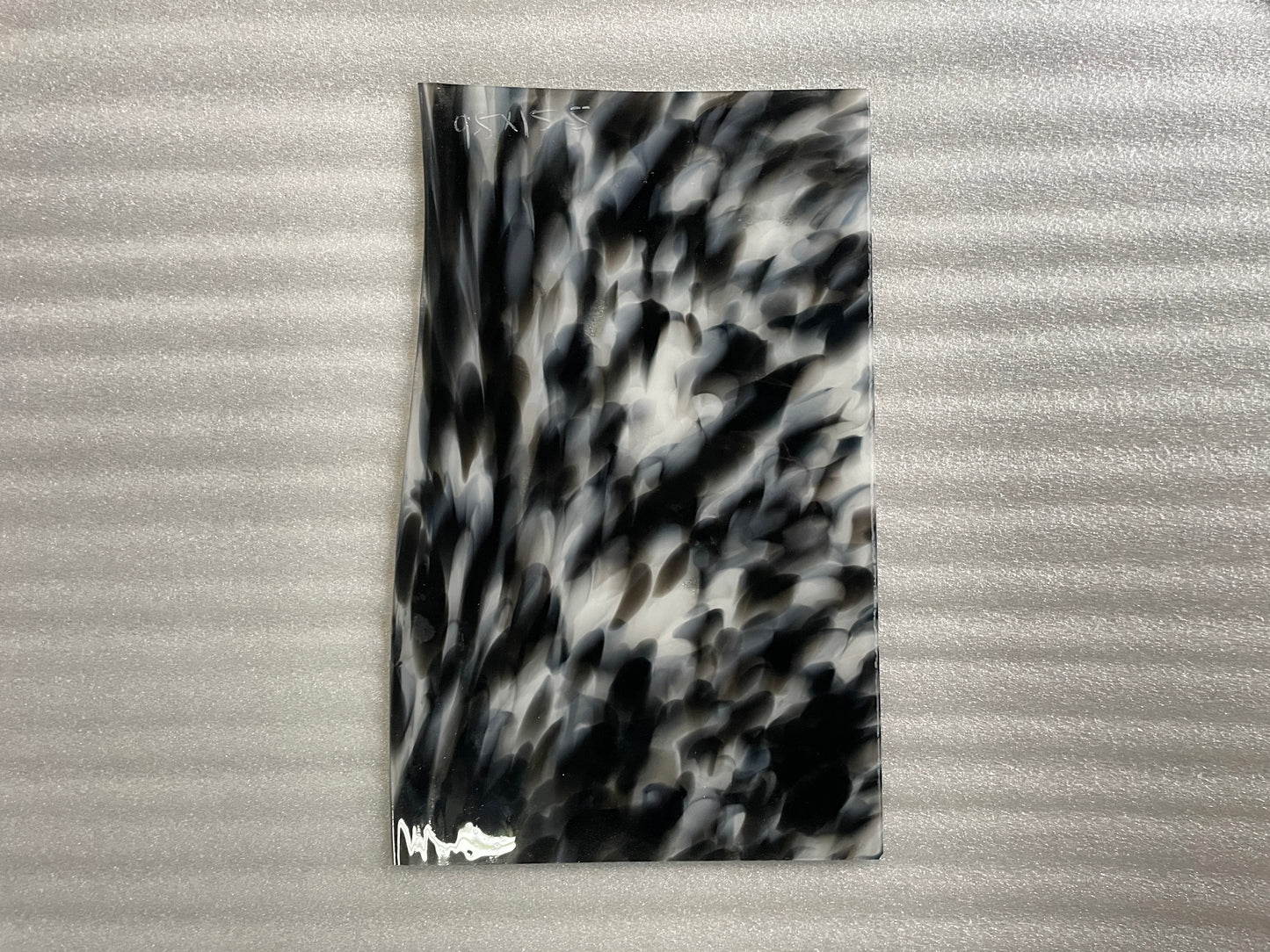 G 149 Black and White