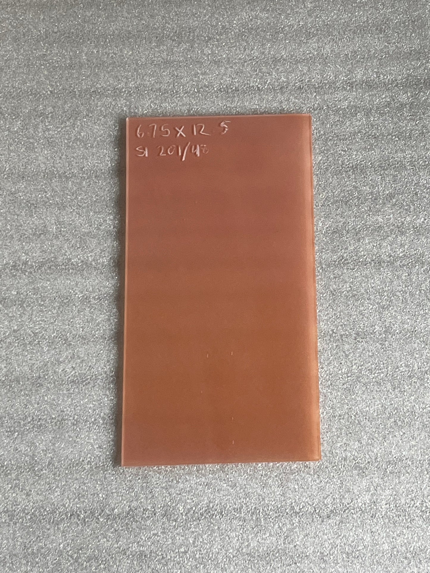 S1 201/48 White Opal on Peach